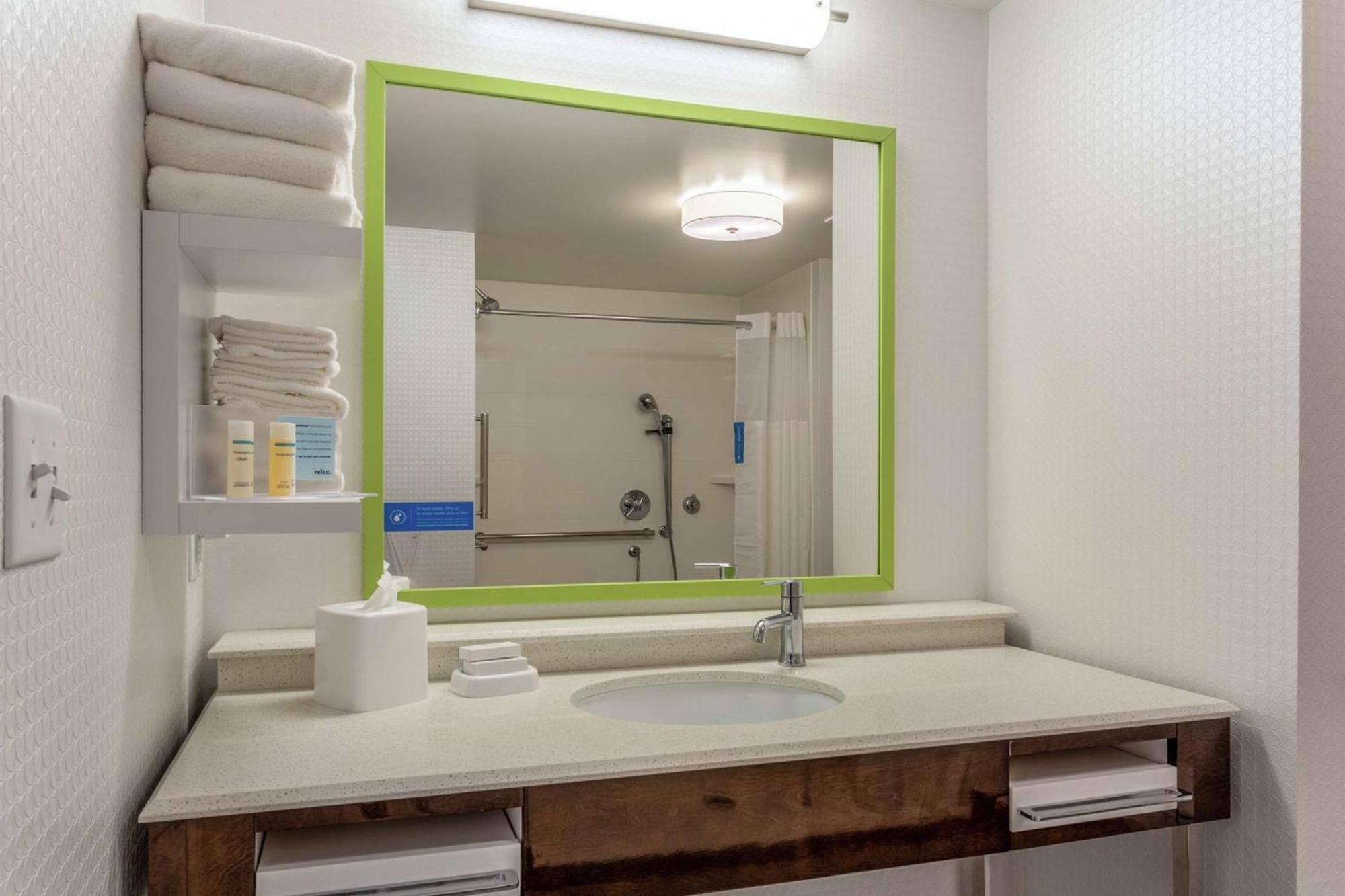 Hampton Inn & Suites Burlington Esterno foto
