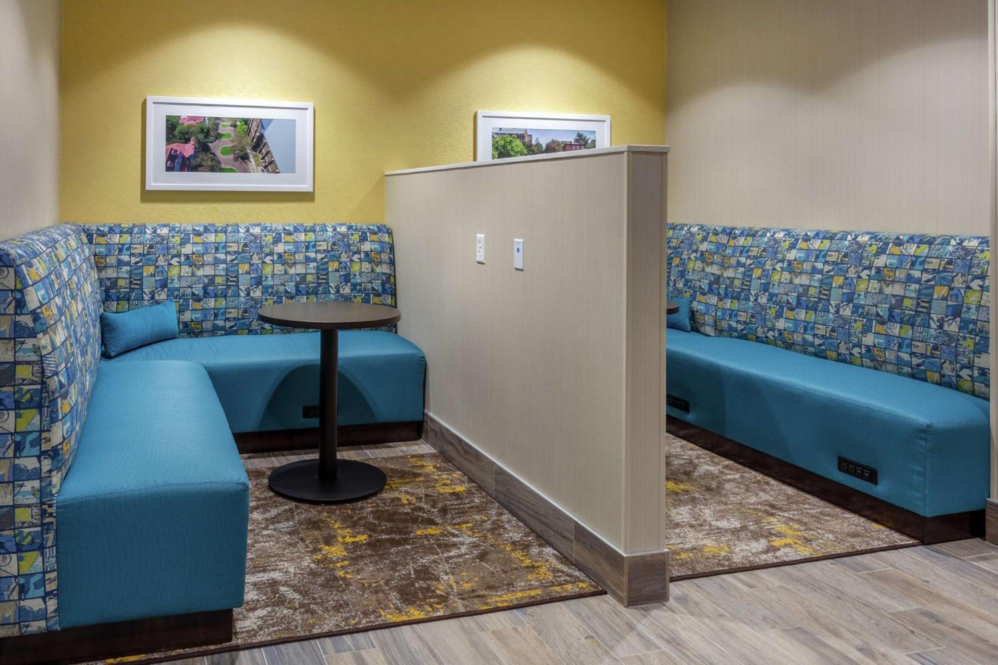 Hampton Inn & Suites Burlington Esterno foto